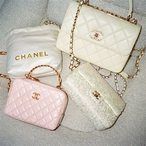 gold chanel bag 2022